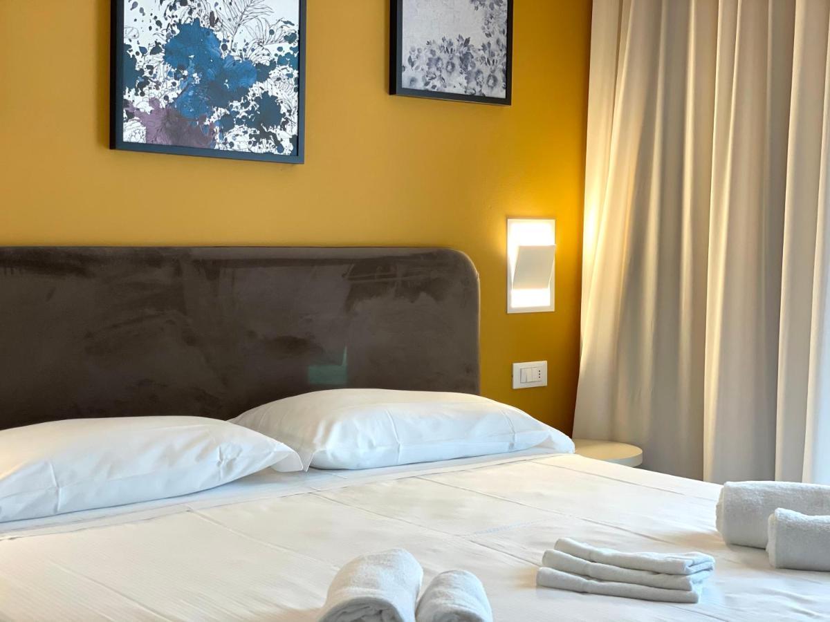 Hotel Iris Jesolo Buitenkant foto