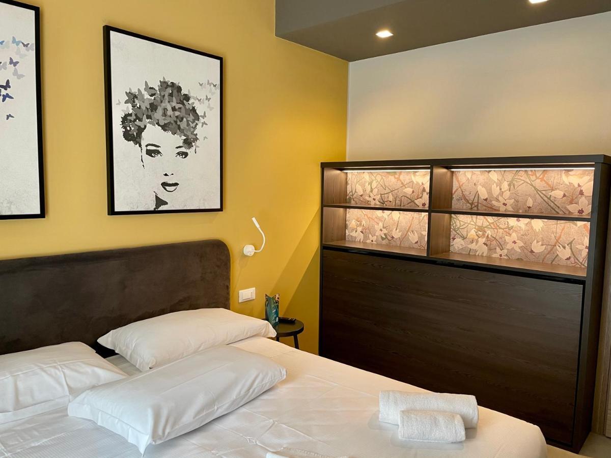 Hotel Iris Jesolo Buitenkant foto