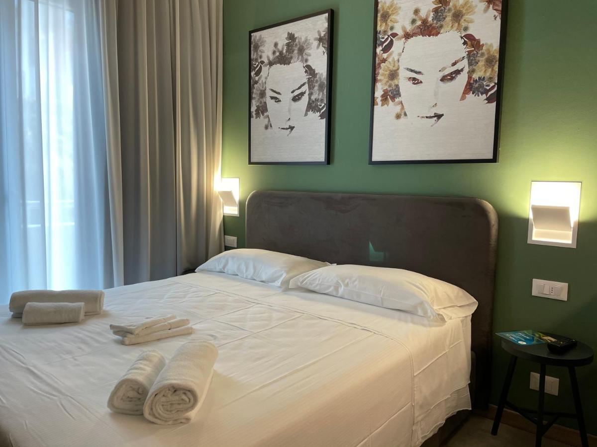 Hotel Iris Jesolo Buitenkant foto