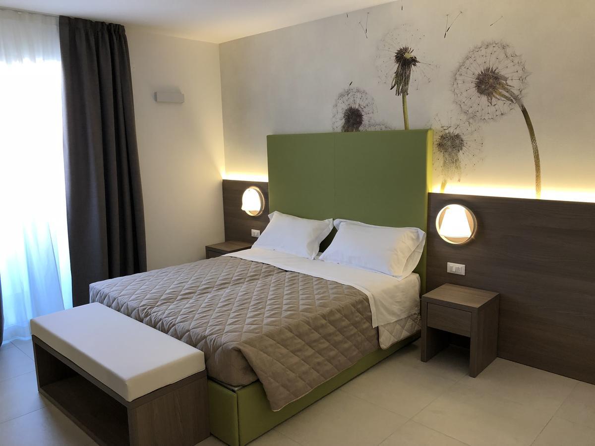 Hotel Iris Jesolo Buitenkant foto