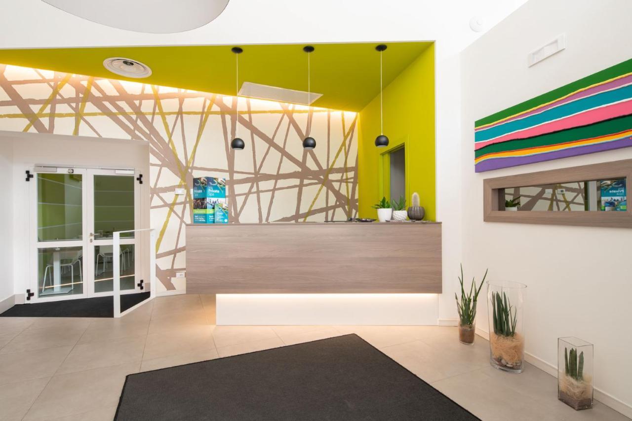 Hotel Iris Jesolo Buitenkant foto